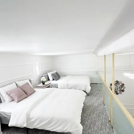 Δωμάτια σε οικογενειακή κατοικία Jozsef 65 *