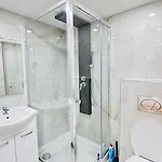 Jozsef 65 بودابست